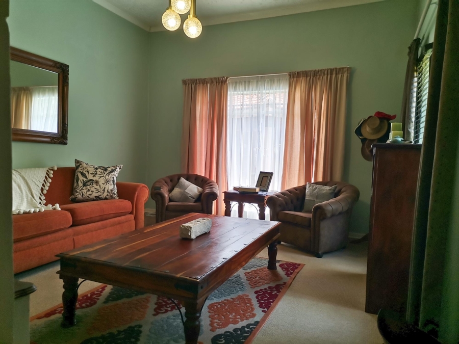 3 Bedroom Property for Sale in Safari Gardens North West